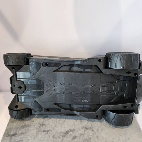 Spin Master 16” Batman Batmobile Fits Most 12” Figures DC Comics 00331AFS - Picture 9 of 9